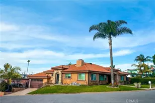 401 Holmwood Dr, Newport Beach, CA 92663 - Photo 1