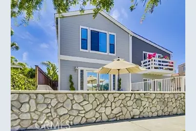 504 12th Street #C, Huntington Beach, CA 92648 - Photo 1