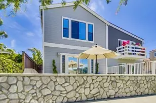 504 12th St, Huntington Beach, CA 92648 - Photo 1
