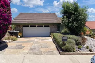 25522 MacKenzie St, Laguna Hills, CA 92653 - Photo 1