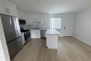 220 12th St, Huntington Beach, CA 92648 - Photo 1