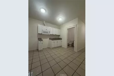 718 Chestnut Avenue #4, Long Beach, CA 90813 - Photo 1