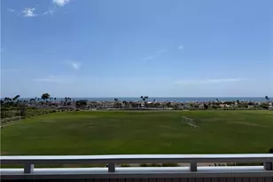 12 Swift Ct, Newport Beach, CA 92663 - Photo 1