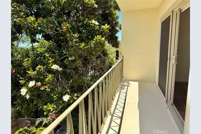 1651 Golden Gate #9, Los Angeles, CA 90026 - Photo 1