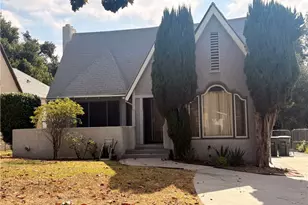 1250 N El Molino Ave, Pasadena, CA 91104 - Photo 1