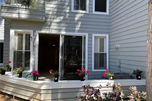 253 Chesterfield, Newport Beach, CA 92660 - Photo 1