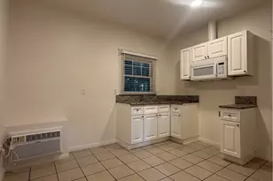 718 Chestnut Ave, Long Beach, CA 90813 - Photo 1
