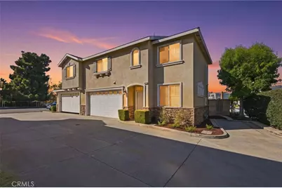 2724 17th Street, Huntington Beach, CA 92648 - Photo 1