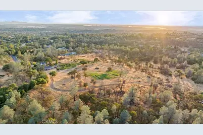 223 Almond Avenue, Oroville, CA 95966 - Photo 1