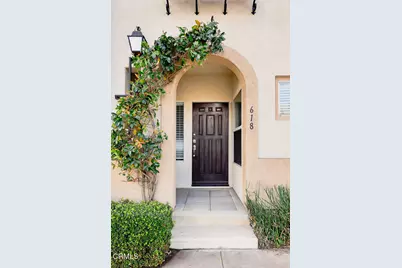 618 E Walnut Street, Pasadena, CA 91101 - Photo 1