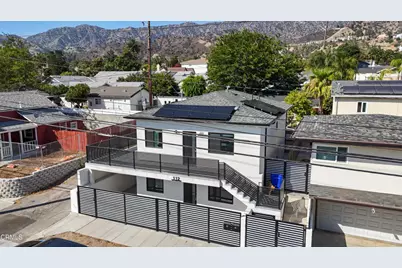 112 N Kenneth Road #101, Burbank, CA 91501 - Photo 1