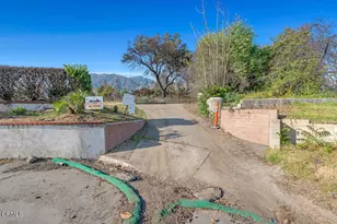 235 W Poppyfields Dr, Altadena, CA 91001 - Photo 1