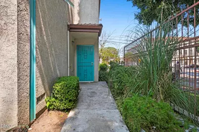 1236 S Union Avenue #8, Los Angeles, CA 90015 - Photo 1