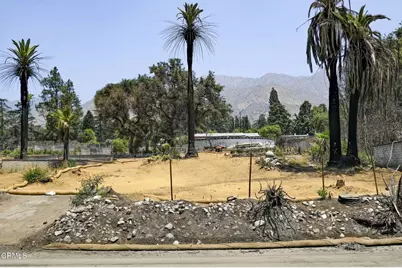 677 E Palm Street, Altadena, CA 91001 - Photo 1