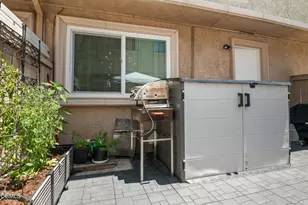 20224 Cohasset St, Winnetka, CA 91306 - Photo 1