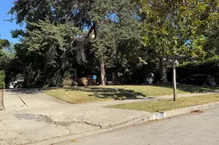 1104 S Wilton Pl, Los Angeles, CA 90019 - Photo 1