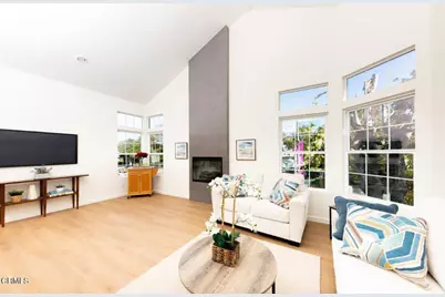 11829 Gateway Boulevard #2, Los Angeles, CA 90064 - Photo 1
