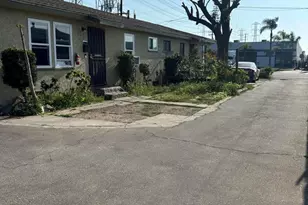 17002 Downey Ave, Paramount, CA 90723 - Photo 1