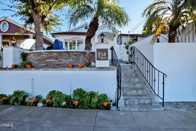 214 Pearl Street, Redondo Beach, CA 90277 - Photo 1