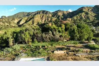 3689 Fair Oaks Avenue, Altadena, CA 91001 - Photo 1