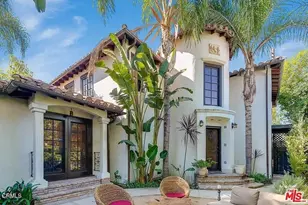 835 N Sycamore Ave, Los Angeles, CA 90038 - Photo 1
