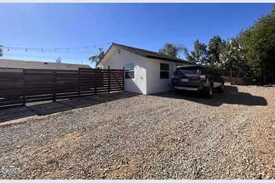10027 Campbell Avenue, Riverside, CA 92503 - Photo 1