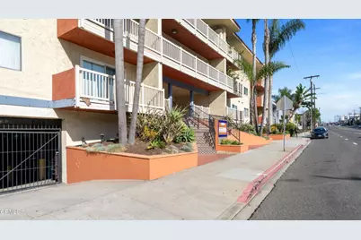 1707 Pacific Coast Highway #320, Hermosa Beach, CA 90254 - Photo 1