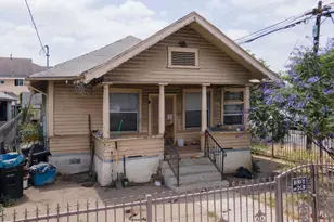 3000 Darwin Ave, Los Angeles, CA 90031 - Photo 1