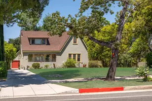 1297 N Hill Ave, Pasadena, CA 91104 - Photo 1