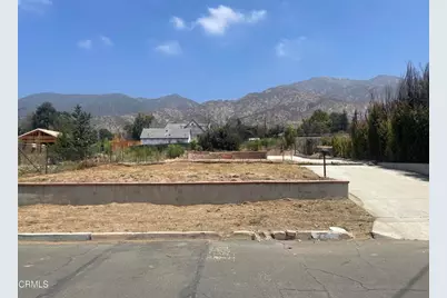 221 E Las Flores Drive, Altadena, CA 91001 - Photo 1