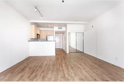 300 N El Molino Avenue #210, Pasadena, CA 91101 - Photo 1