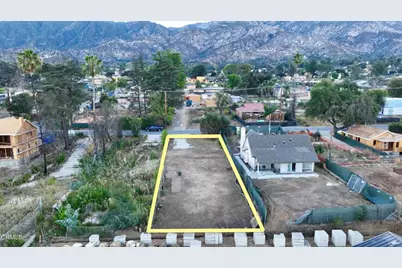 88 E Palm Street, Altadena, CA 91001 - Photo 1