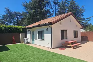 2202 Cross St, La Canada Flintridge, CA 91011 - Photo 1