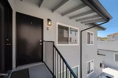 627 E Magnolia Boulevard #C, Burbank, CA 91501 - Photo 1