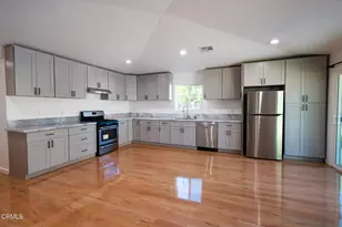 270 E Penn St, Pasadena, CA 91104 - Photo 1