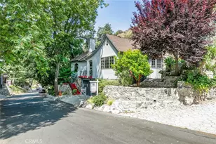 881 Country Club Dr, Burbank, CA 91501 - Photo 1