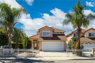 934 W 11th St, Pomona, CA 91766 - Photo 1