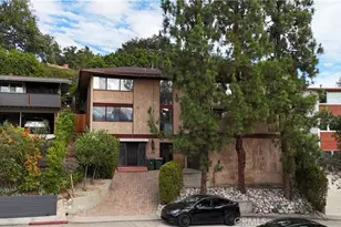 380 Cherry Dr, Pasadena, CA 91105 - Photo 1