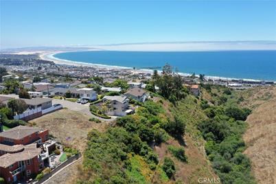 990 Fresno Street, Pismo Beach, CA 93449 - Photo 1