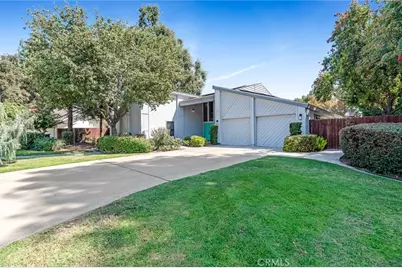 530 E Estate Drive, Tulare, CA 93274 - Photo 1