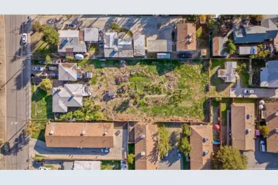 829 N Leslie Street, Visalia, CA 93291 - Photo 1