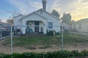 513 Washington Ave, Bakersfield, CA 93308 - Photo 1