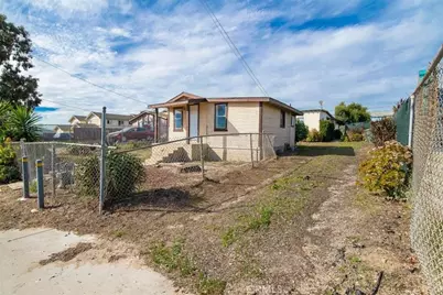 2011 Paso Robles, Oceano, CA 93445 - Photo 1