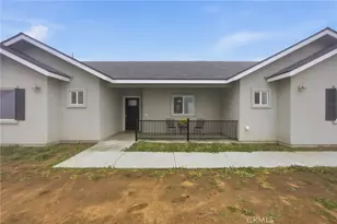 18671 Buckeye Pl, Tehachapi, CA 93561 - Photo 1