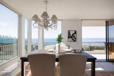 424 Stratford Court #B11, Del Mar, CA 92014 - Photo 1