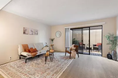 8431 Via Mallorca #102, La Jolla, CA 92037 - Photo 1