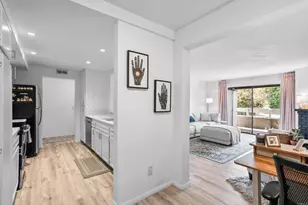 1040 E Washington Ave, Escondido, CA 92025 - Photo 1