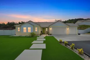 27983 Evergreen Wy, Valley Center, CA 92082 - Photo 1