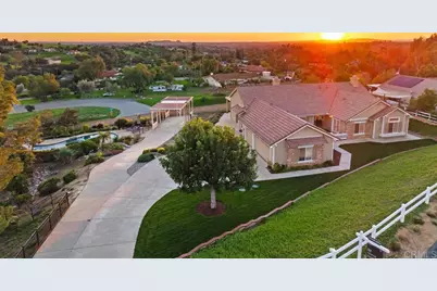 3353 Yerba Buena Drive, Fallbrook, CA 92028 - Photo 1