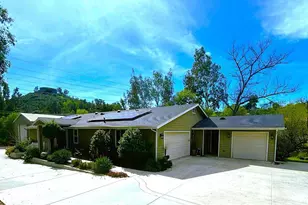 2400 Kauana Loa Dr, Escondido, CA 92029 - Photo 1